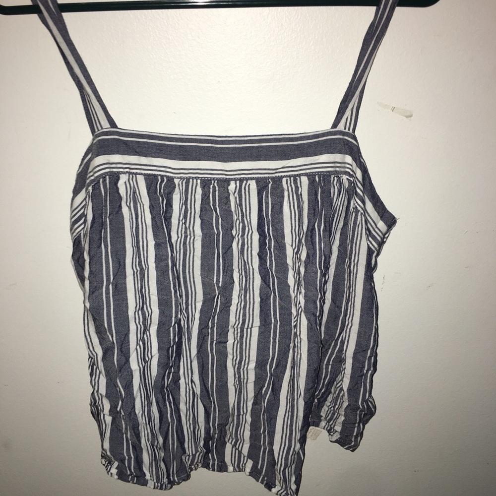 Striped tanked crop top!
